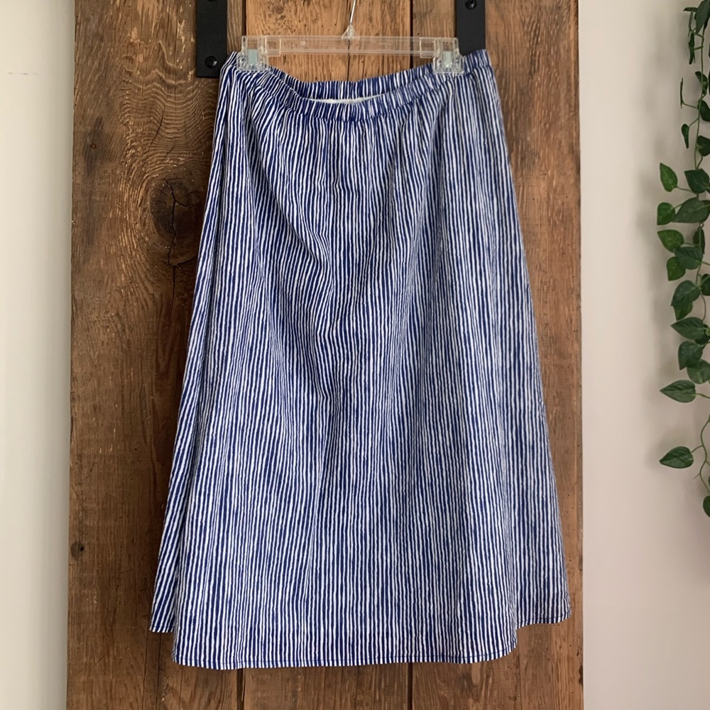 Old Navy mid length striped skirt
